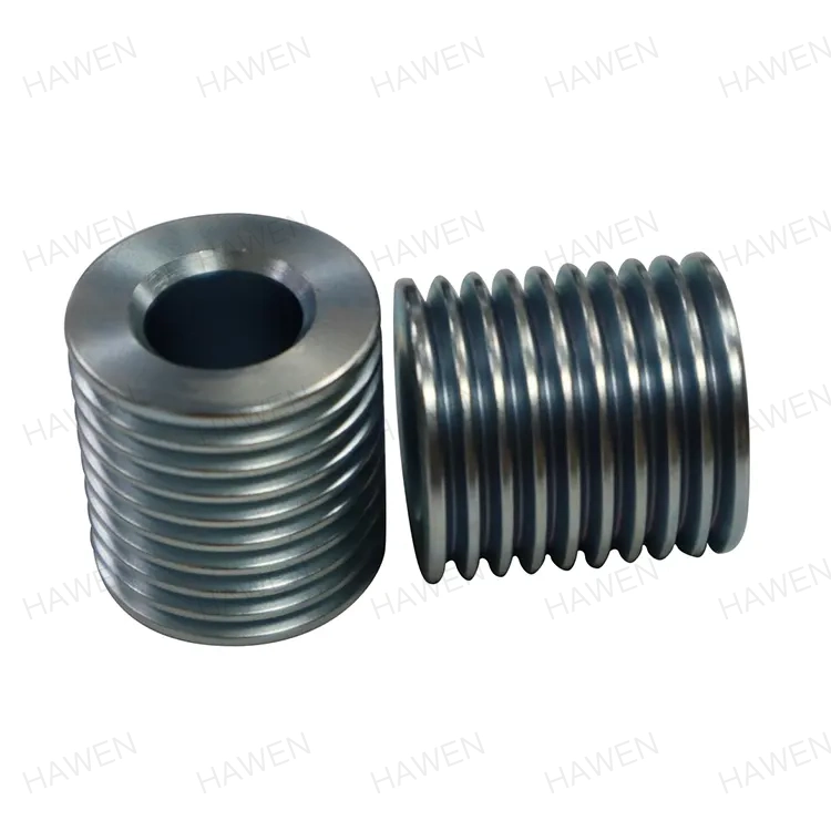 Jermenica z rebrastim klinastim jermenom